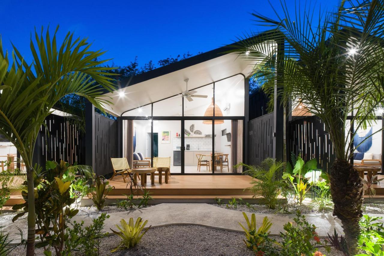 Favela Chic Tamarindo - Adults Only Apartment ภายนอก รูปภาพ