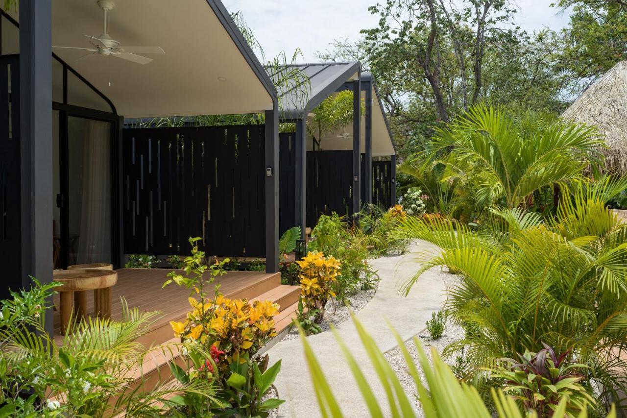 Favela Chic Tamarindo - Adults Only Apartment ภายนอก รูปภาพ